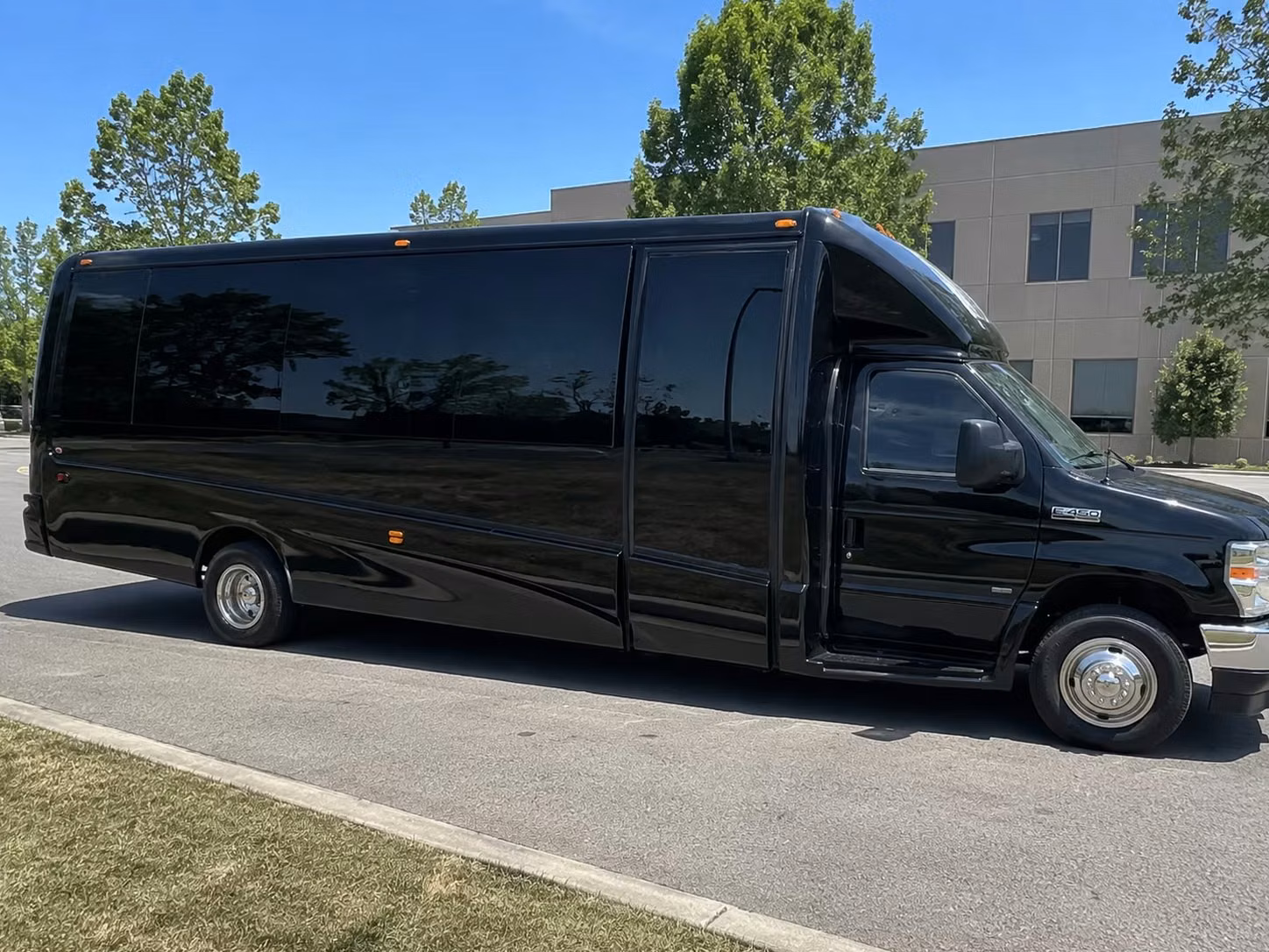 virginia beach party buses make the best prom night entrance